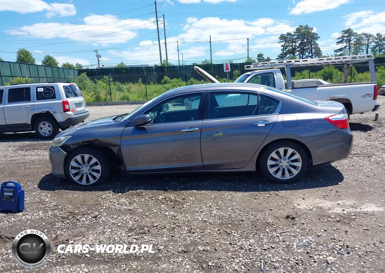 2015 Honda Accord Ex VIN:1HGCR2F74FA203318 - 14