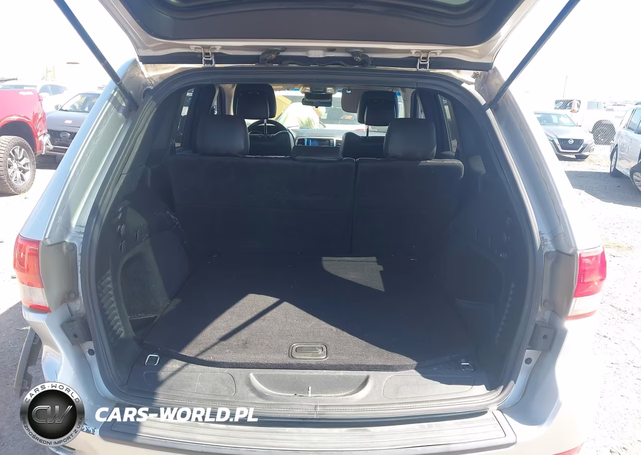 2011 Jeep Grand Cherokee Laredo VIN:1J4RR4GG1BC546101 - 17