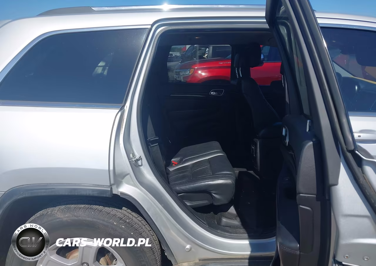 2011 Jeep Grand Cherokee Laredo VIN:1J4RR4GG1BC546101 - 8
