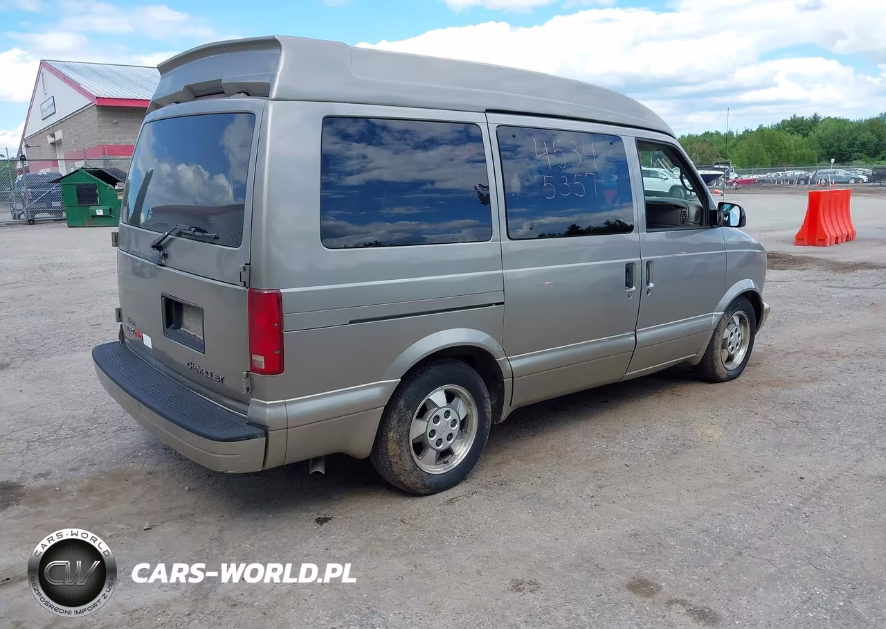 2003 Chevrolet Astro Ls VIN:1GNEL19X03B143680 - 4