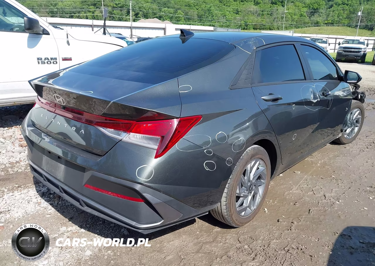 2024 Hyundai Elantra Sel VIN:KMHLM4DG0RU700604 - 4