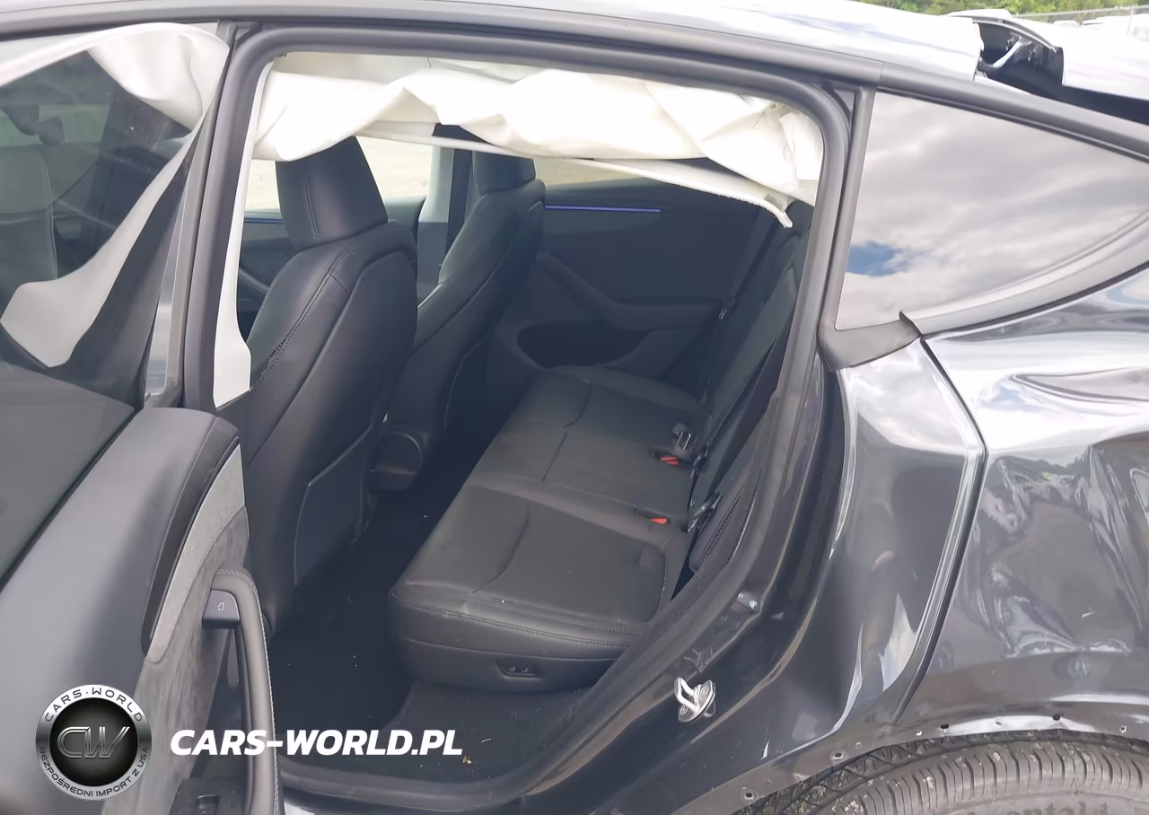 2026 Tesla Model Y Premium Rear-Wheel Drive-Rear-Wheel Drive VIN:7SAYGDED2TF396037 - 8