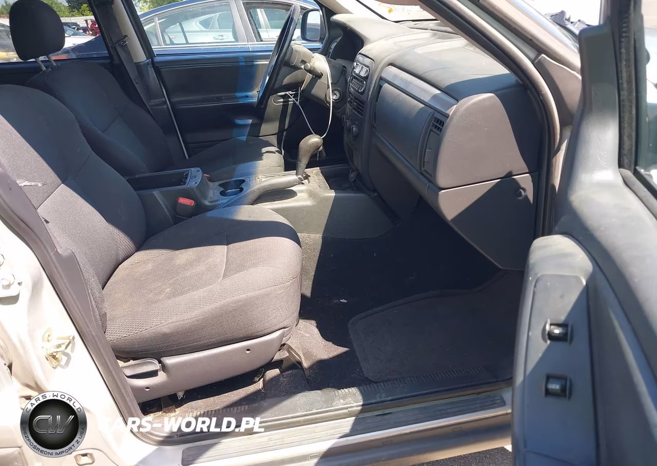 2004 Jeep Grand Cherokee Laredo VIN:1J4GX48S54C163099 - 5