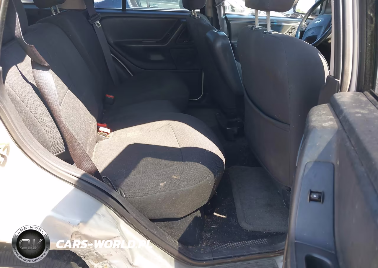 2004 Jeep Grand Cherokee Laredo VIN:1J4GX48S54C163099 - 8