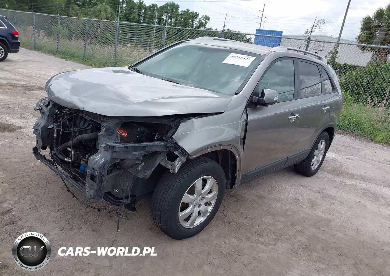 2011 Kia Sorento Lx VIN:5XYKT4A18BG085987 - 2