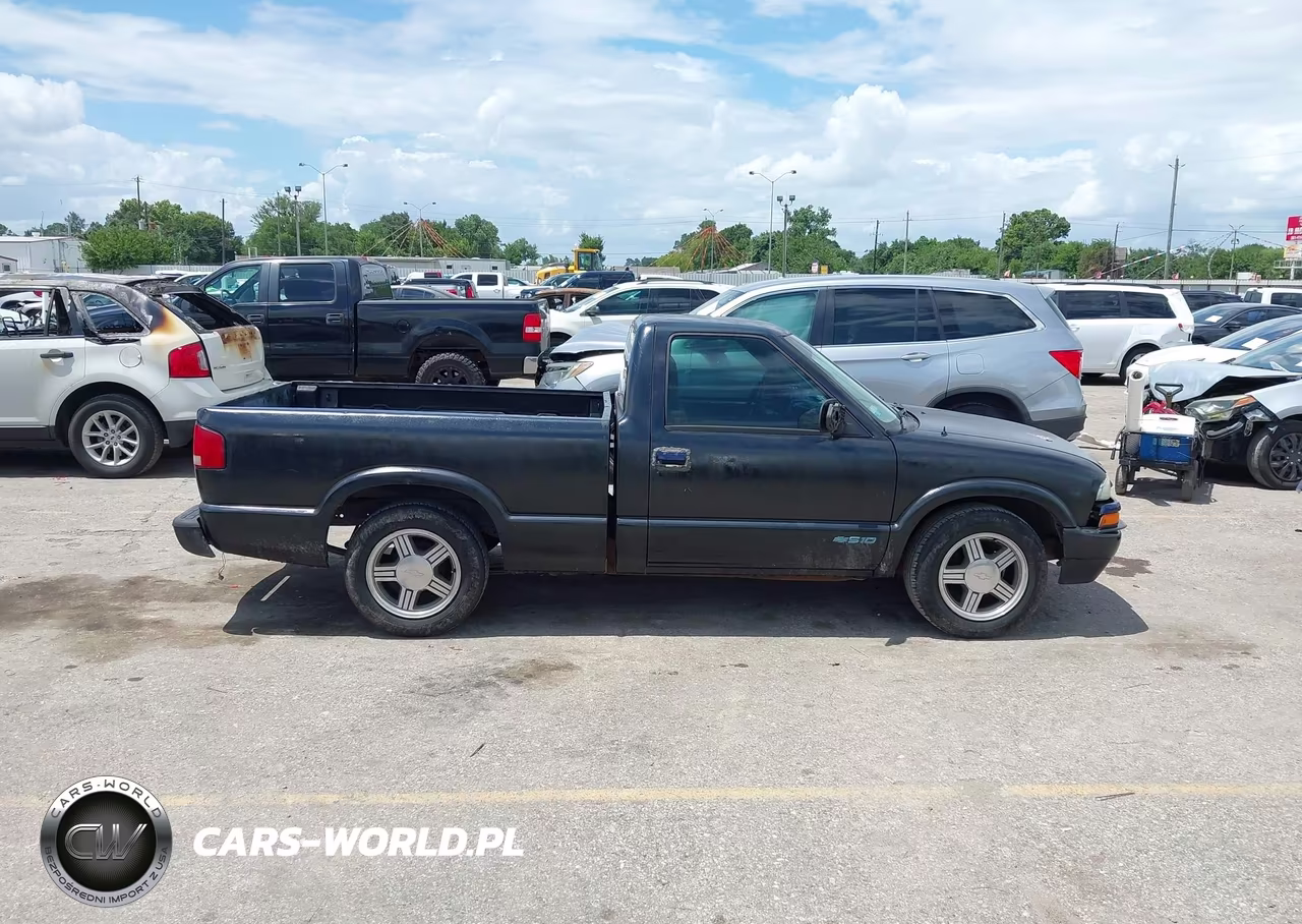 1998 Chevrolet S-10 Fleetside VIN:1GCCS1445W8246904 - 13