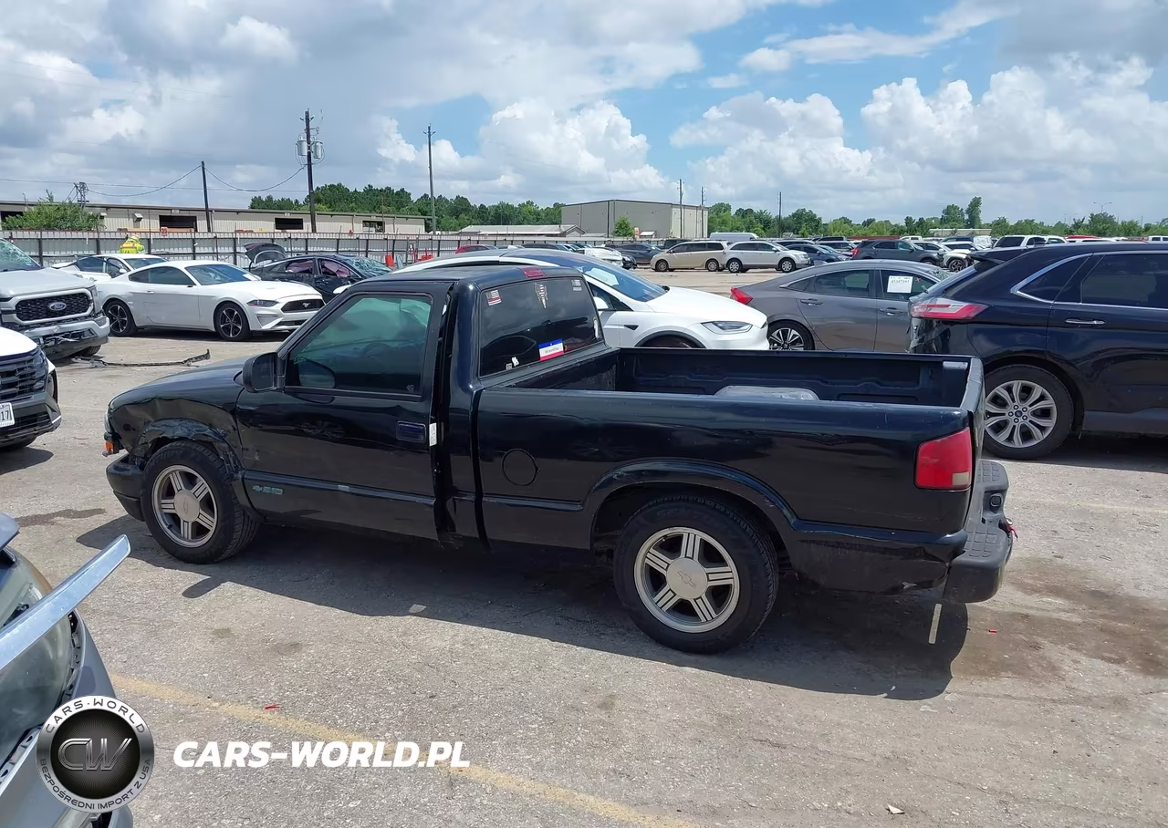 1998 Chevrolet S-10 Fleetside VIN:1GCCS1445W8246904 - 14