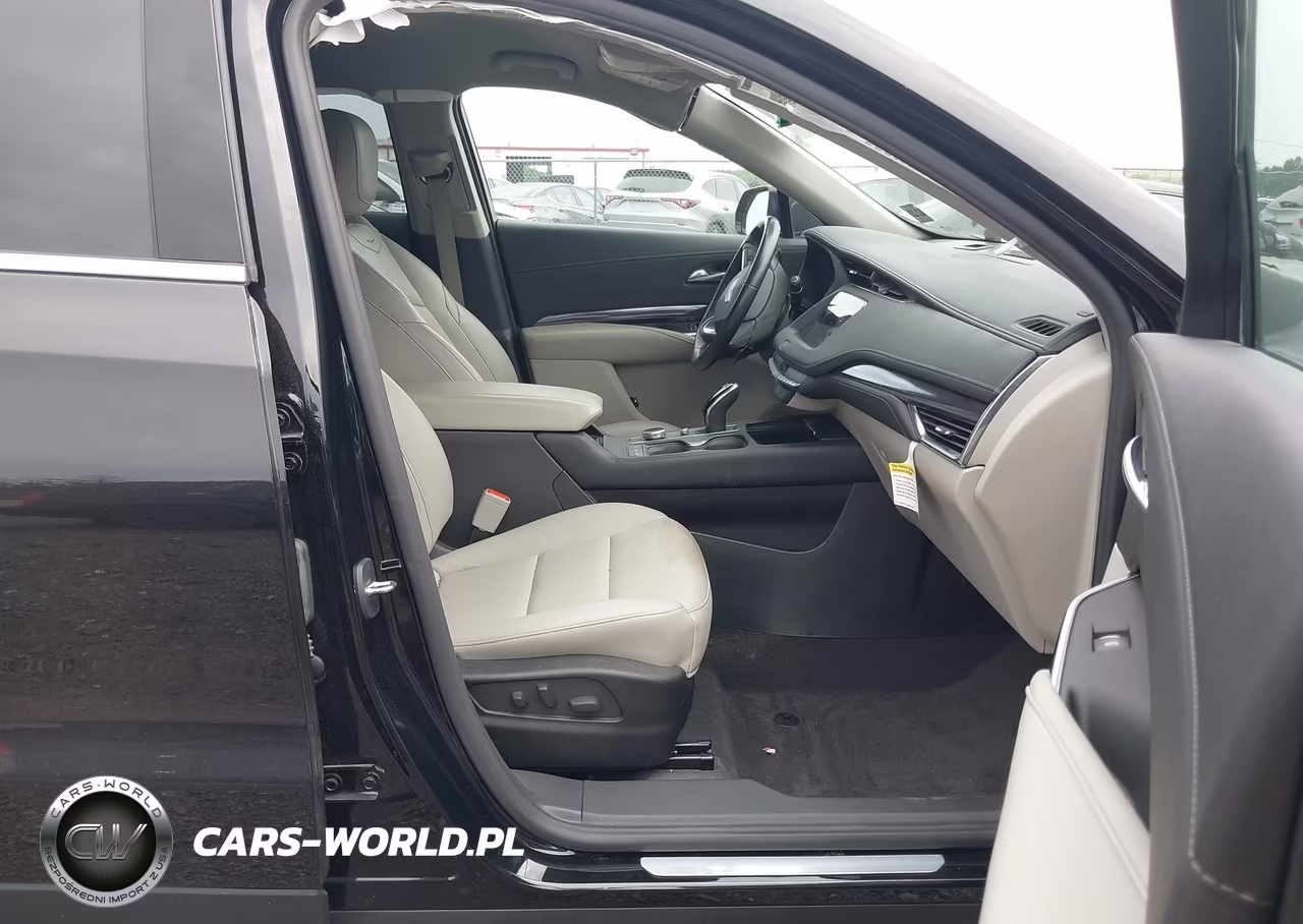 2023 Cadillac Xt4 Fwd Luxury VIN:1GYAZAR44PF103638 - 5