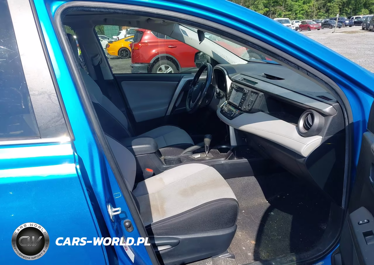2017 Toyota Rav4 Hybrid Xle VIN:JTMRJREVXHD140364 - 5