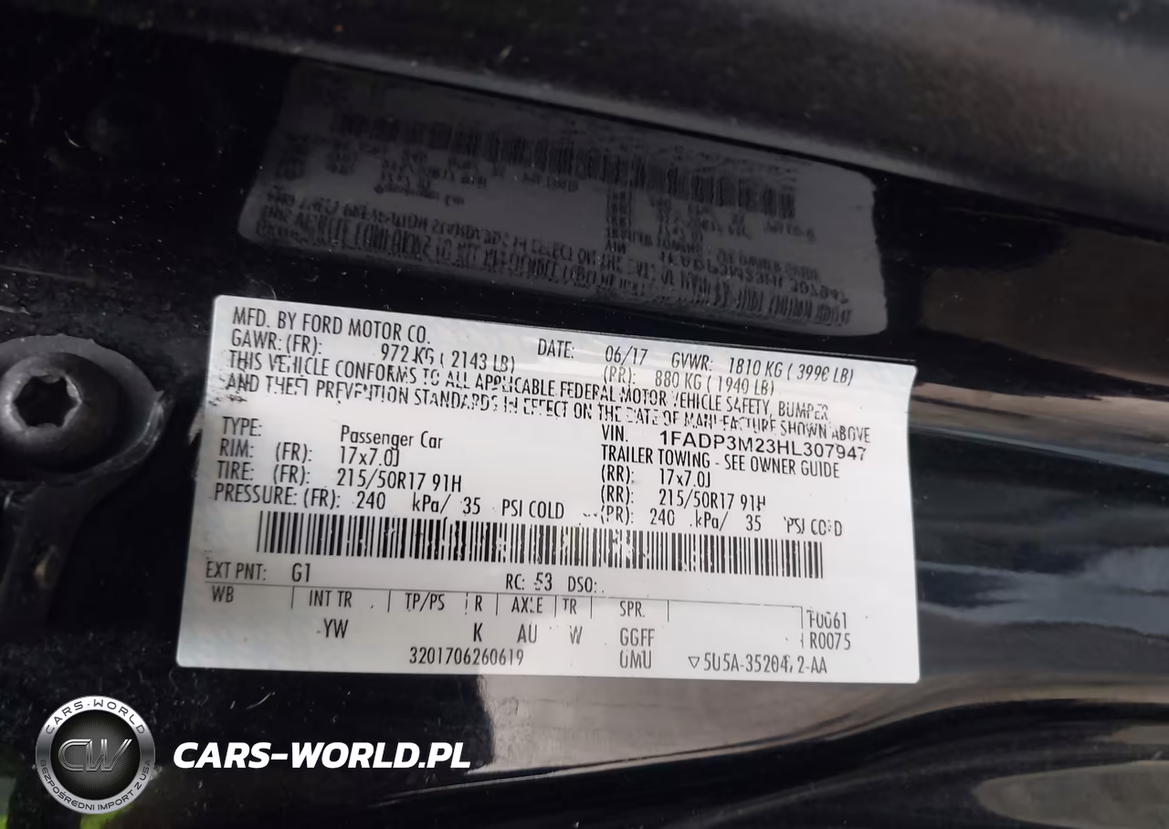 2017 Ford Focus Sel VIN:1FADP3M23HL307947 - 9