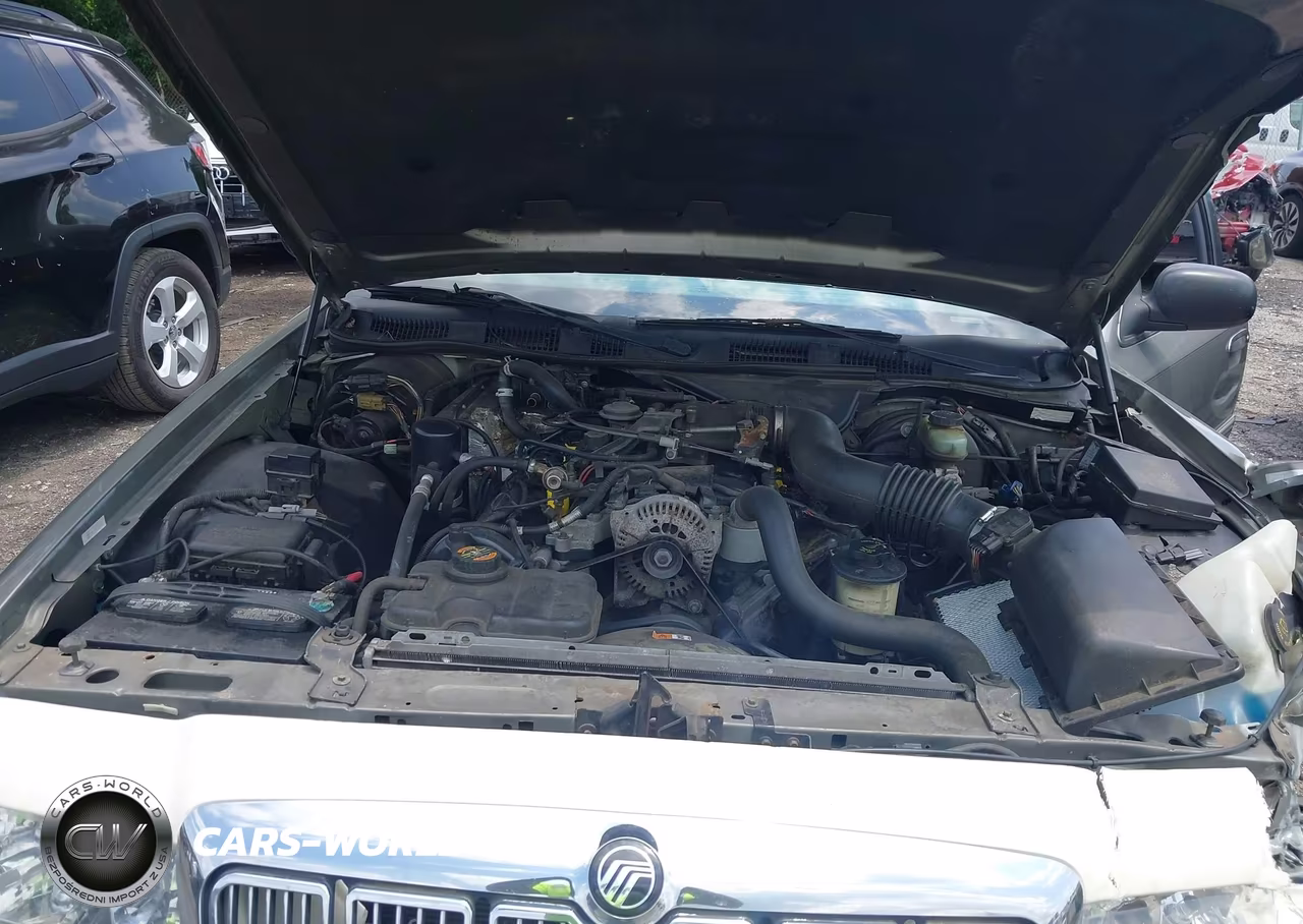 2000 Mercury Grand Marquis Gs VIN:2MEFM74W2YX714424 - 10