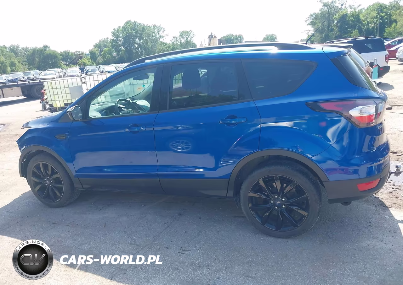 2017 Ford Escape Se VIN:1FMCU0GD1HUD28425 - 15