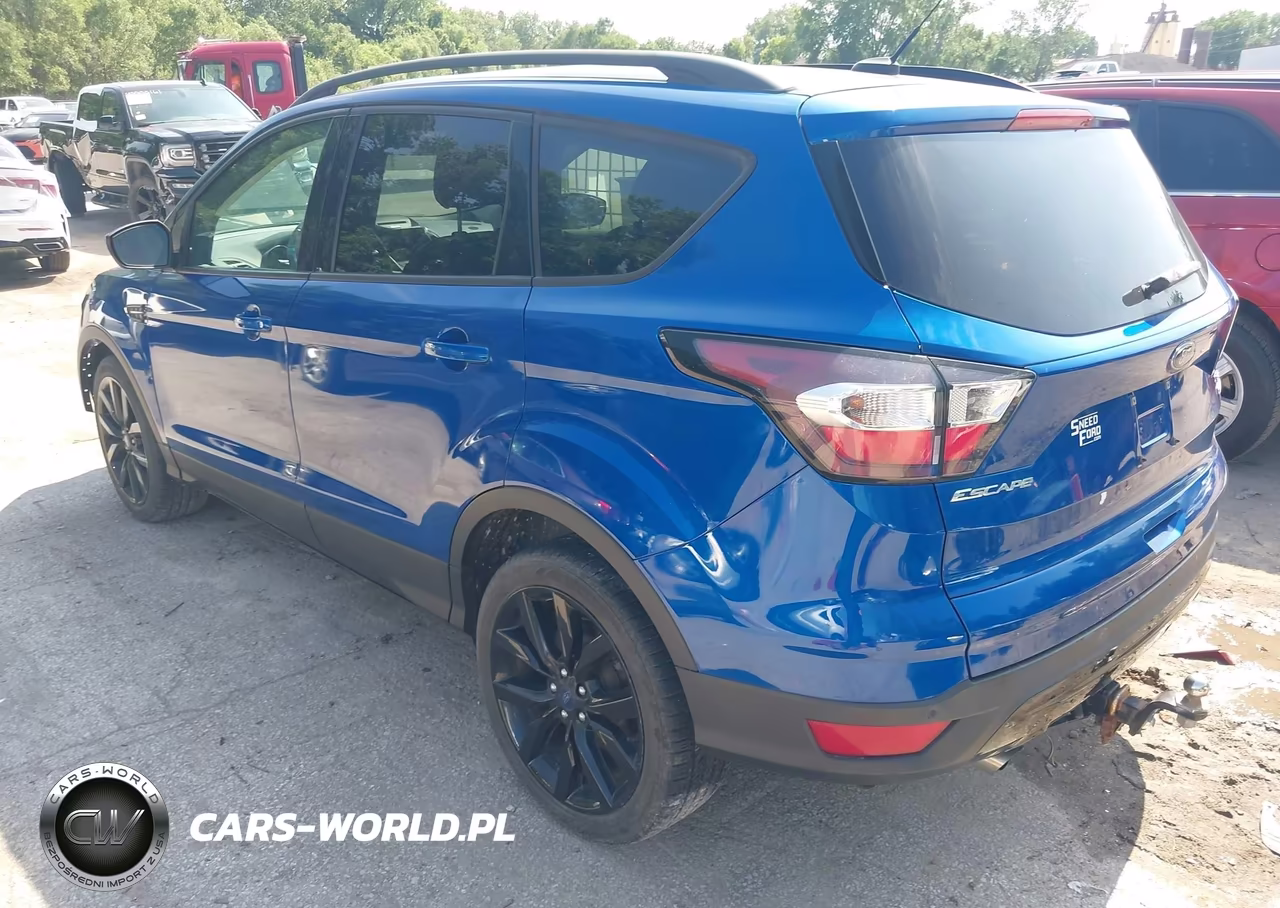 2017 Ford Escape Se VIN:1FMCU0GD1HUD28425 - 3