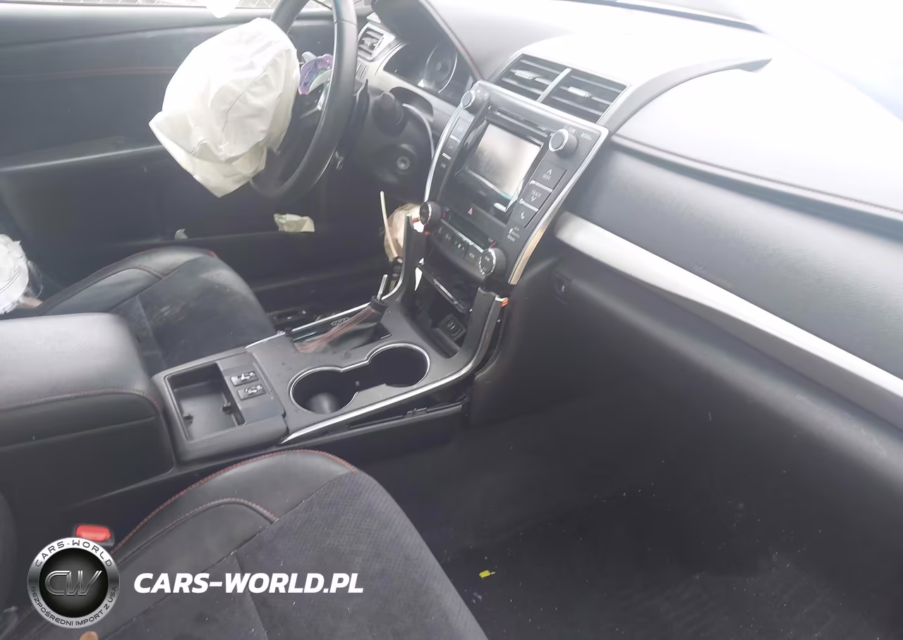 2015 Toyota Camry Xse VIN:4T1BF1FK0FU876490 - 5