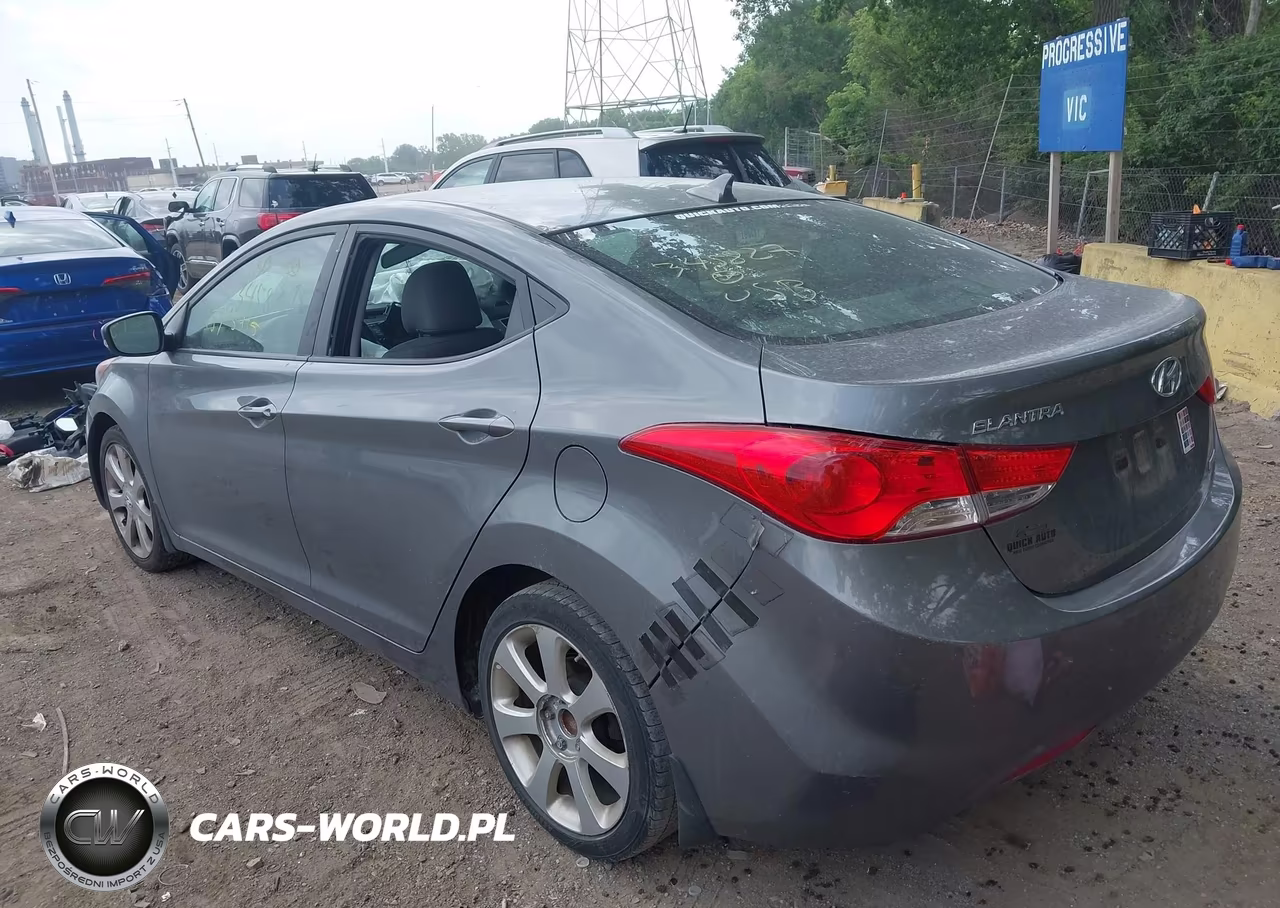 2013 Hyundai Elantra Limited VIN:5NPDH4AE4DH345827 - 3