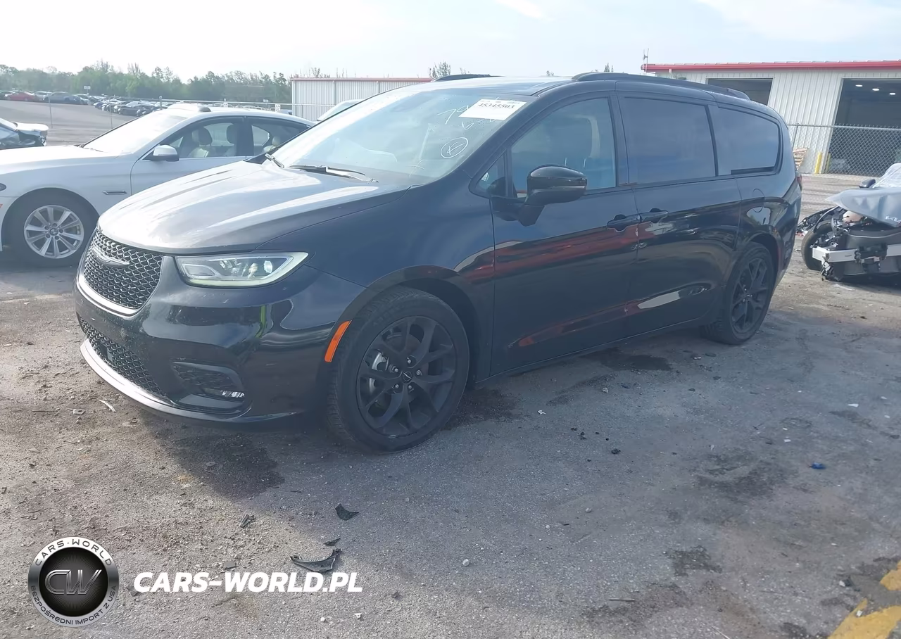 2023 Chrysler Pacifica Touring L VIN:2C4RC1BG8PR507906 - 2