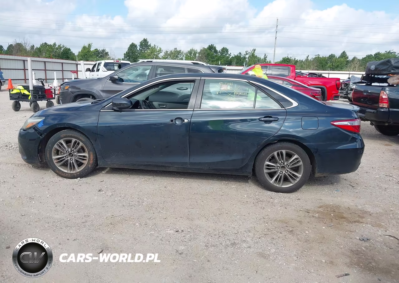 2016 Toyota Camry Se VIN:4T1BF1FK9GU549488 - 14