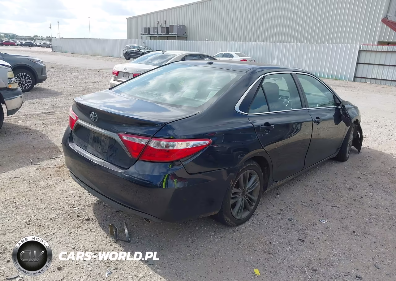 2016 Toyota Camry Se VIN:4T1BF1FK9GU549488 - 4