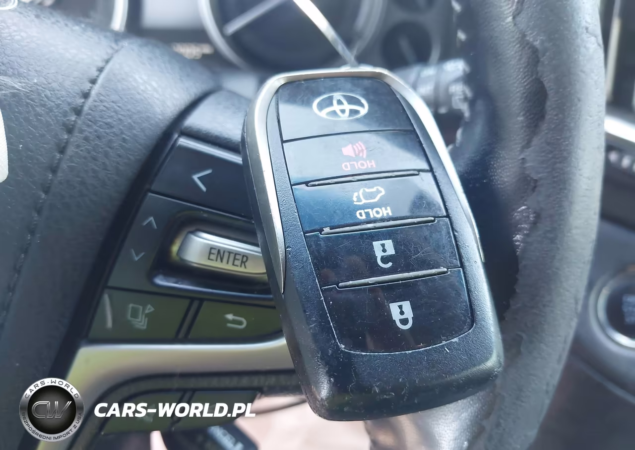 2019 Toyota Land Cruiser V8 VIN:JTMCY7AJ2K4075798 - 11