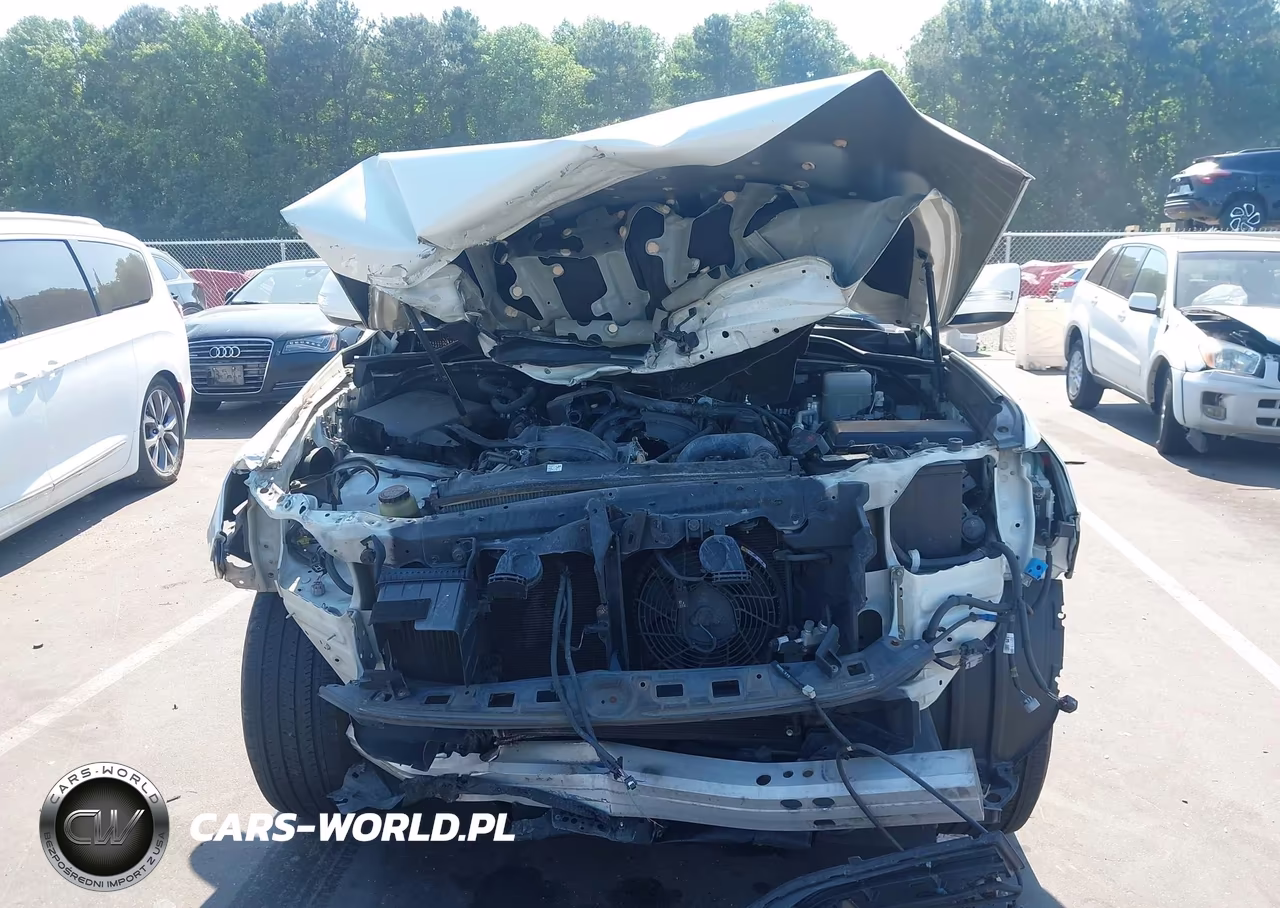 2019 Toyota Land Cruiser V8 VIN:JTMCY7AJ2K4075798 - 6