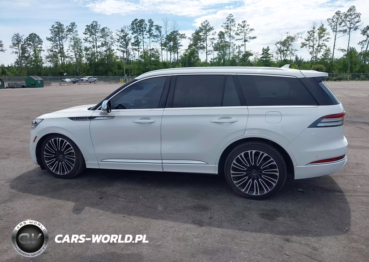 2020 Lincoln Aviator Black Label VIN:5LM5J9XC4LGL05660 - 14