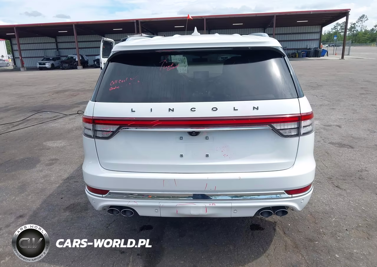 2020 Lincoln Aviator Black Label VIN:5LM5J9XC4LGL05660 - 16