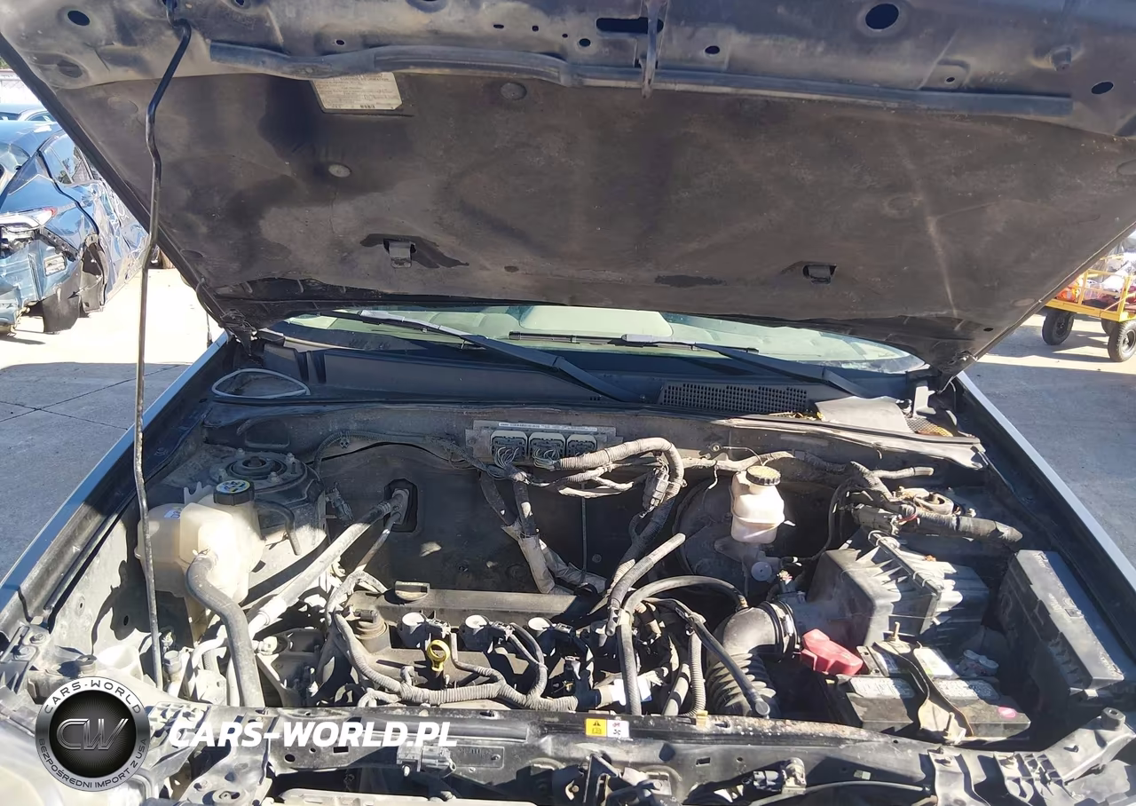 2011 Ford Escape Xls VIN:1FMCU9C77BKA25995 - 10