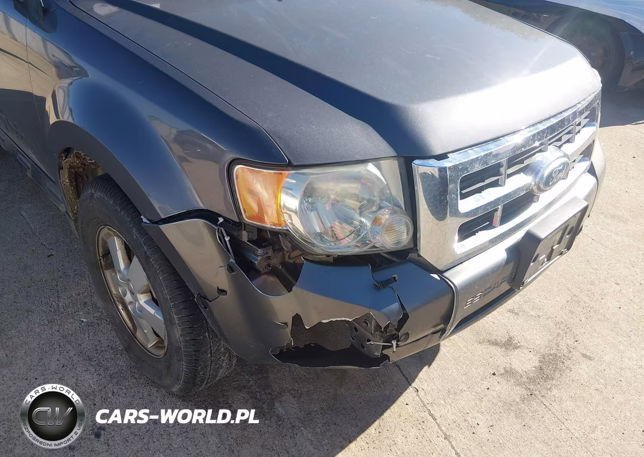 2011 Ford Escape Xls VIN:1FMCU9C77BKA25995 - 6