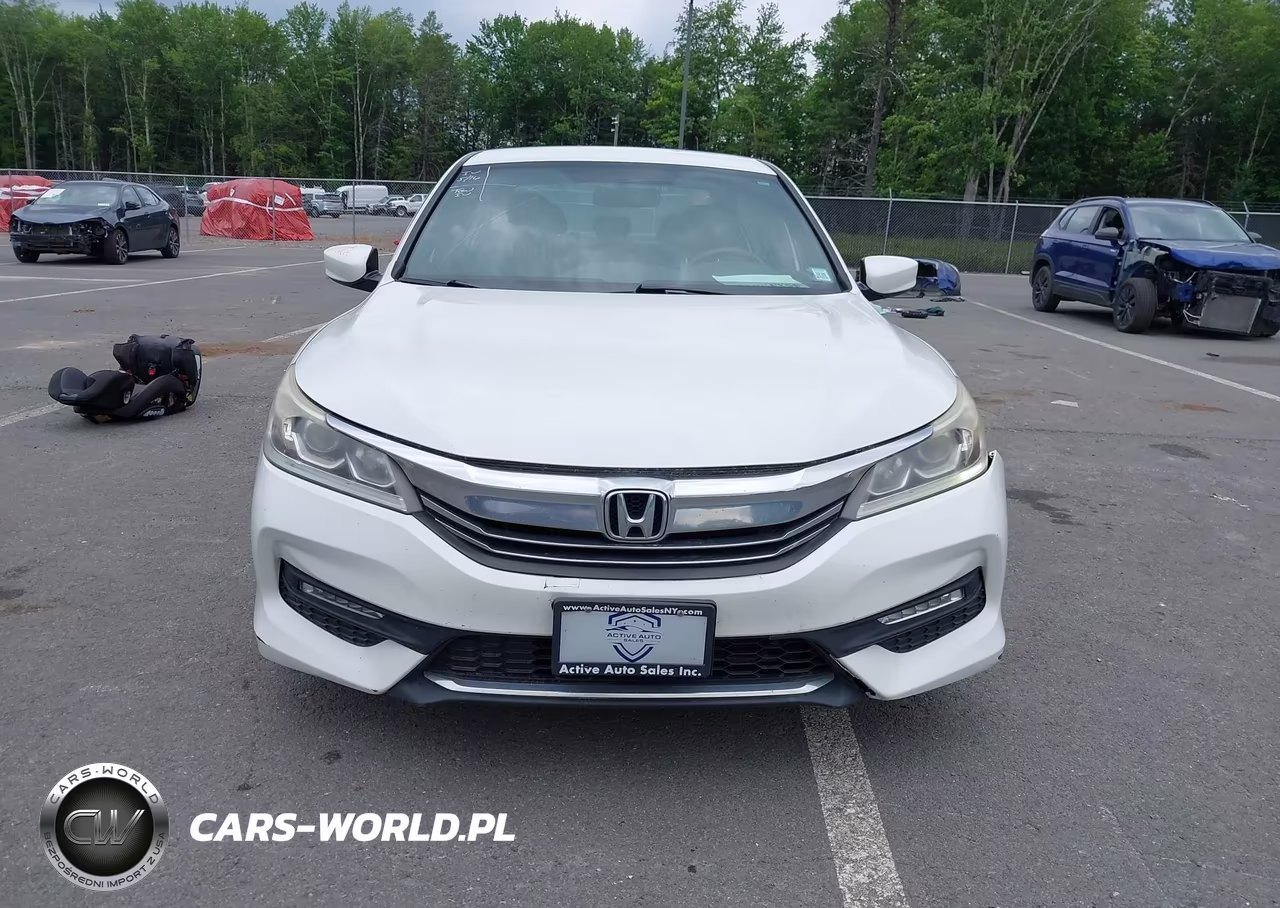 2017 Honda Accord Sport VIN:1HGCR2F5XHA049537 - 12