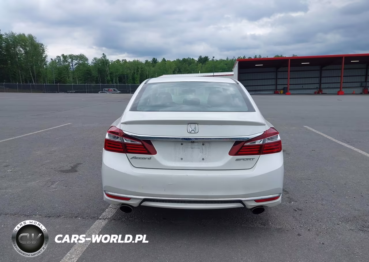 2017 Honda Accord Sport VIN:1HGCR2F5XHA049537 - 16