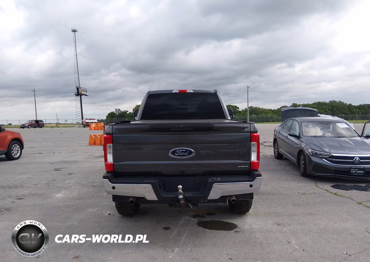 2017 Ford F-250 Xlt VIN:1FT7W2B64HEC85276 - 16