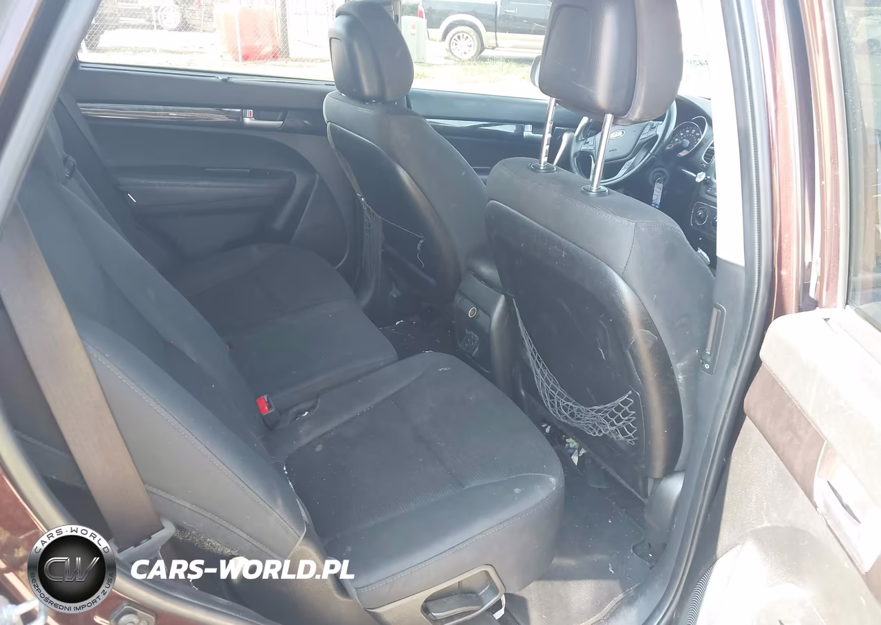 2014 Kia Sorento Lx V6 VIN:5XYKT4A70EG462756 - 8