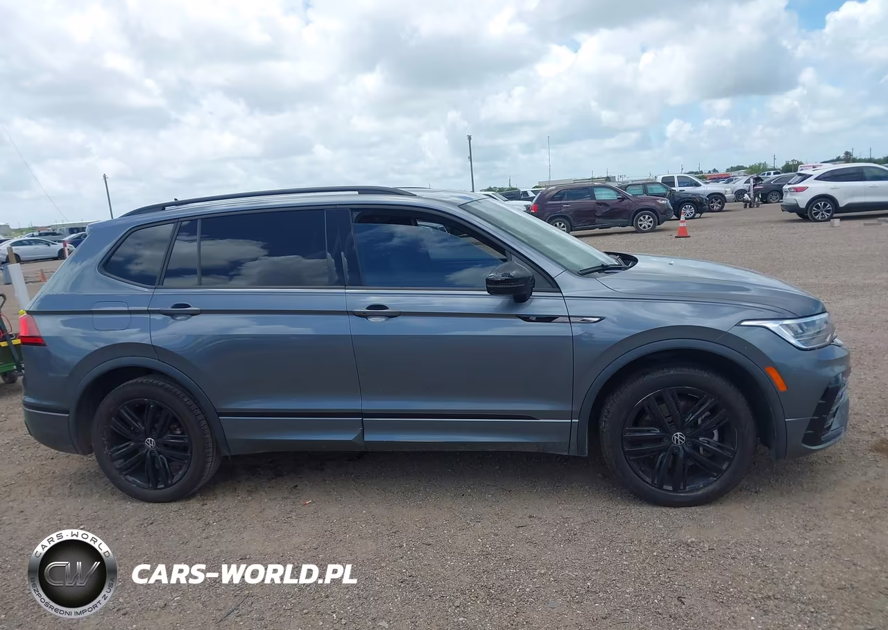 2022 Volkswagen Tiguan 2.0T Se R-Line Black VIN:3VVCB7AX4NM063510 - 12