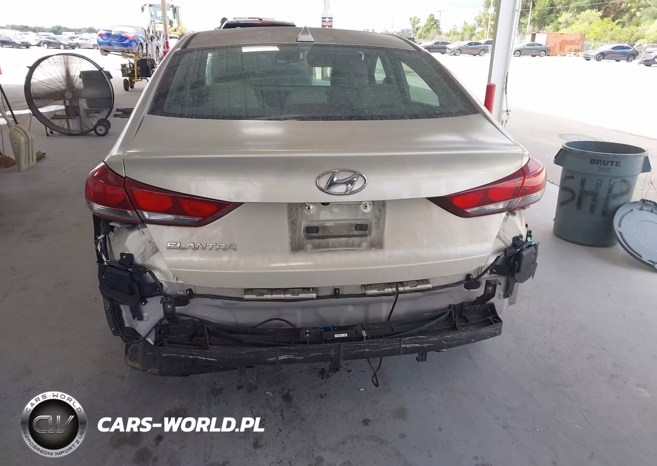 2018 Hyundai Elantra Value Edition VIN:KMHD84LF0JU575738 - 15