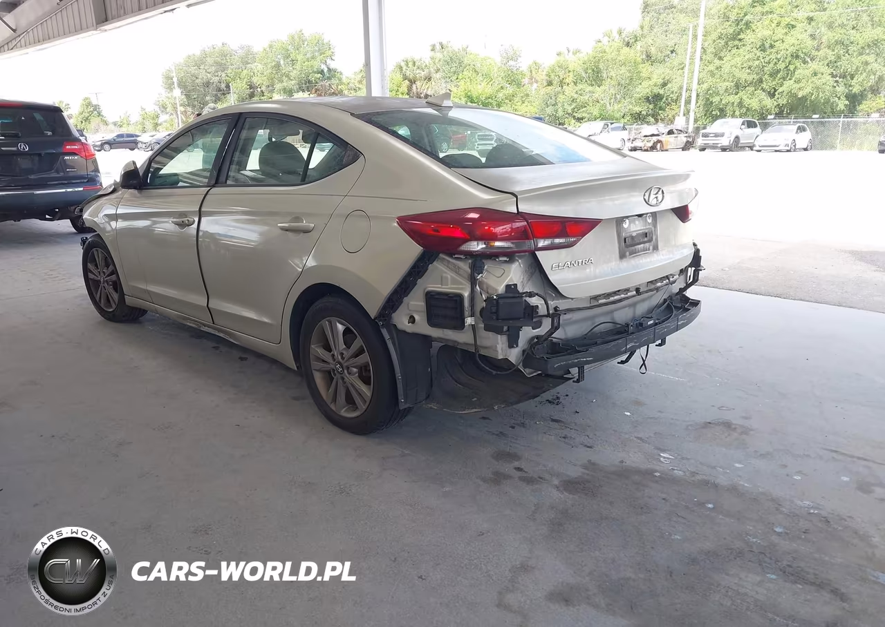 2018 Hyundai Elantra Value Edition VIN:KMHD84LF0JU575738 - 3