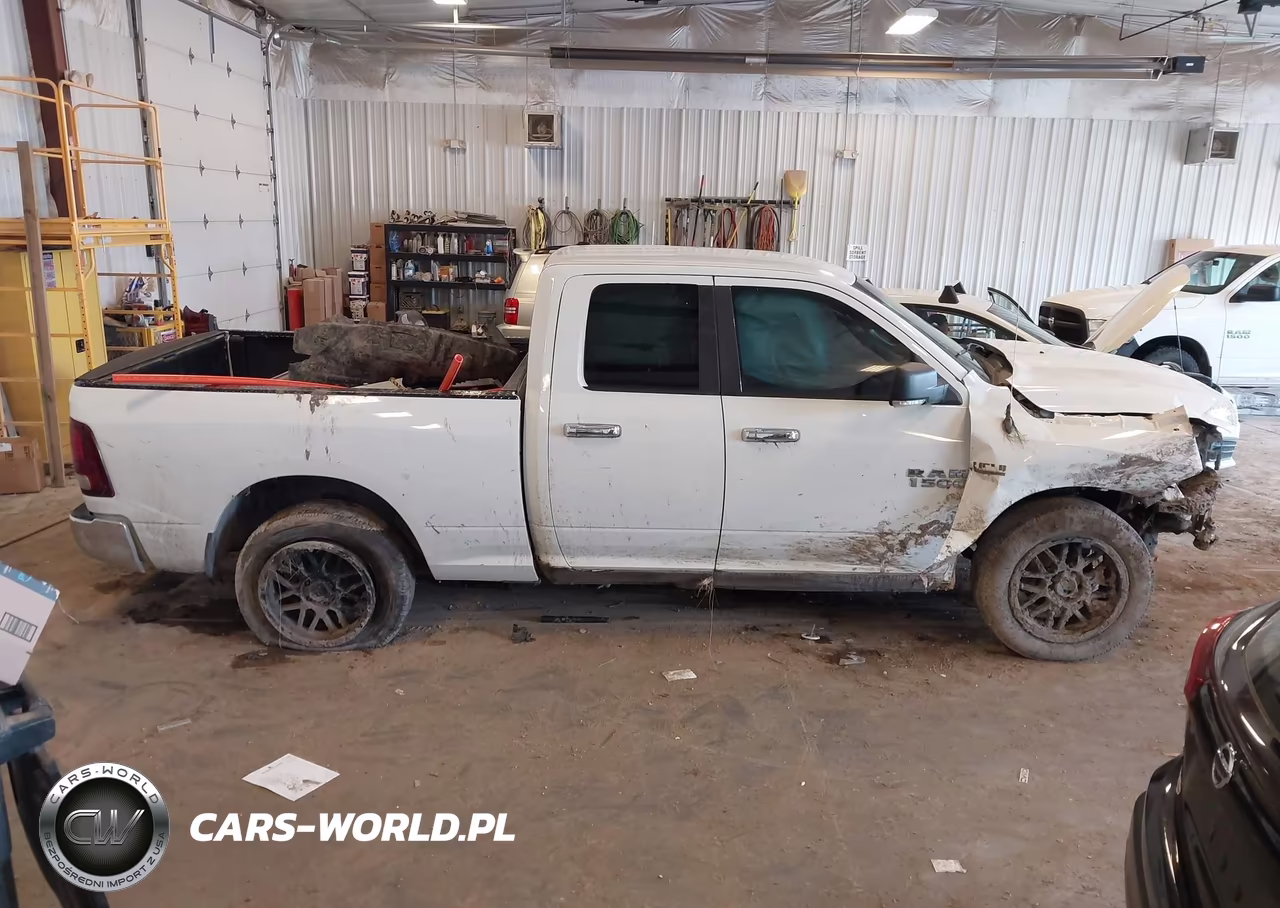 2013 Ram 1500 Sport VIN:1C6RR7HT5DS675753 - 13