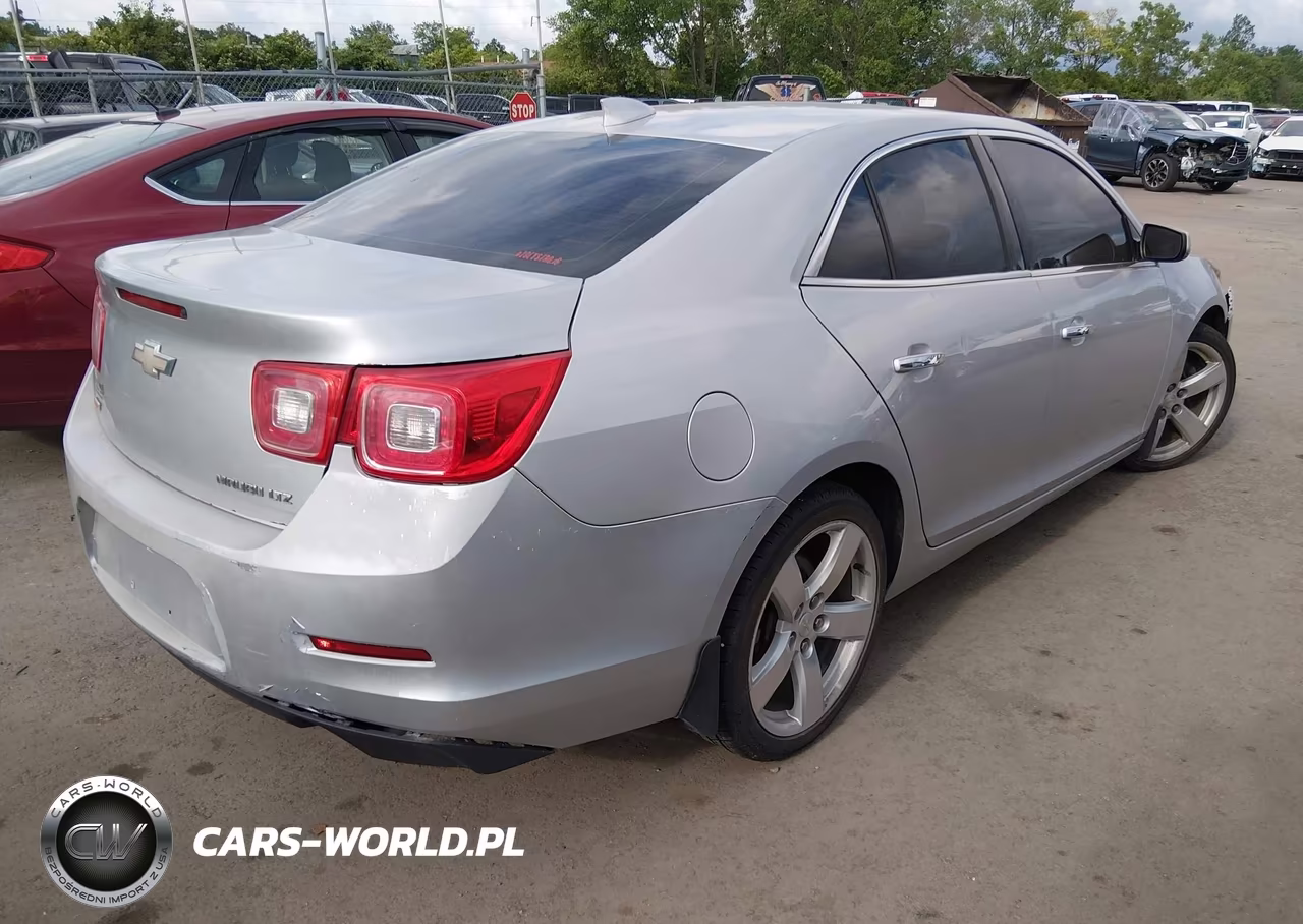 2015 Chevrolet Malibu 2Lz VIN:1G11G5SX9FF215365 - 4