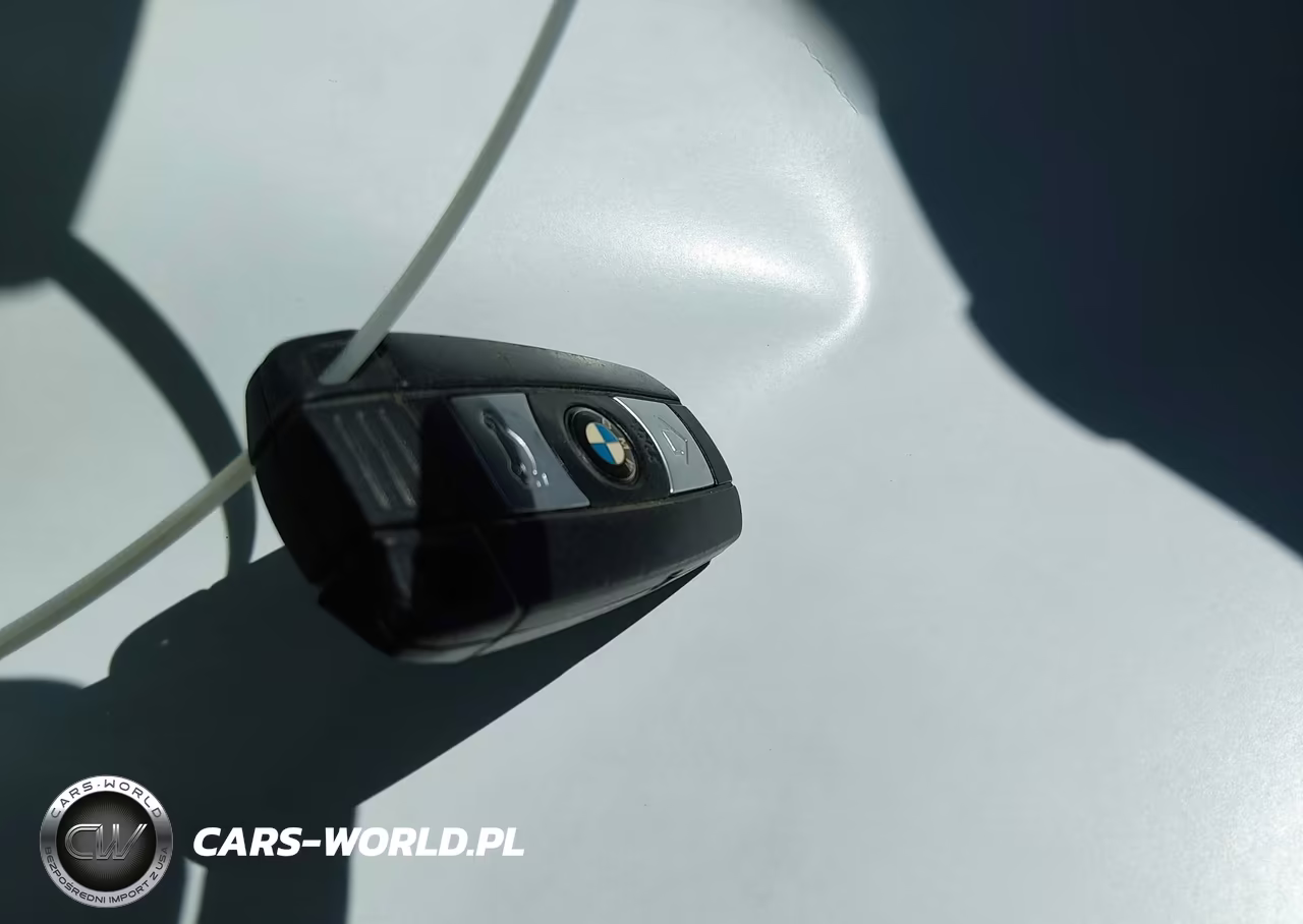 2011 BMW 328I xDrive VIN:WBAPK7G57BNN48888 - 11
