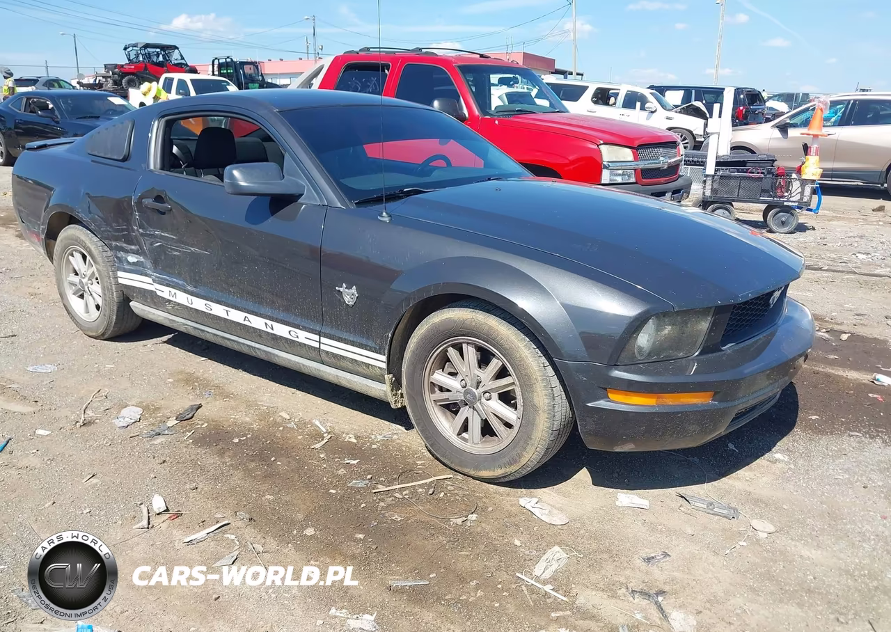 2009 Ford Mustang V6-V6 Premium