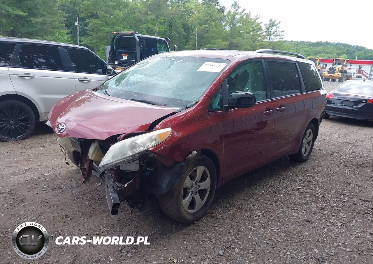 2013 Toyota Sienna Le V6 8 Passenger VIN:5TDKK3DC4DS336519 - 2
