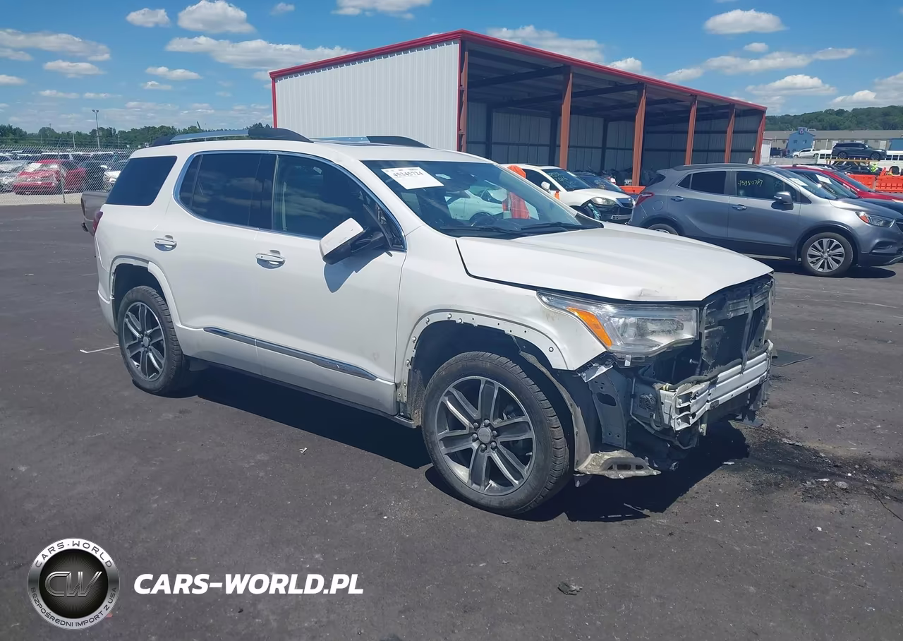 2018 GMC Acadia Denali – zdjęcie 1 z 17