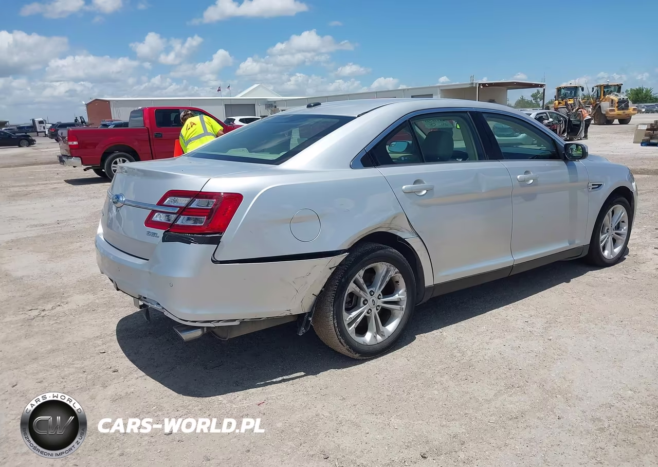 2017 Ford Taurus Sel VIN:1FAHP2E82HG103700 - 4