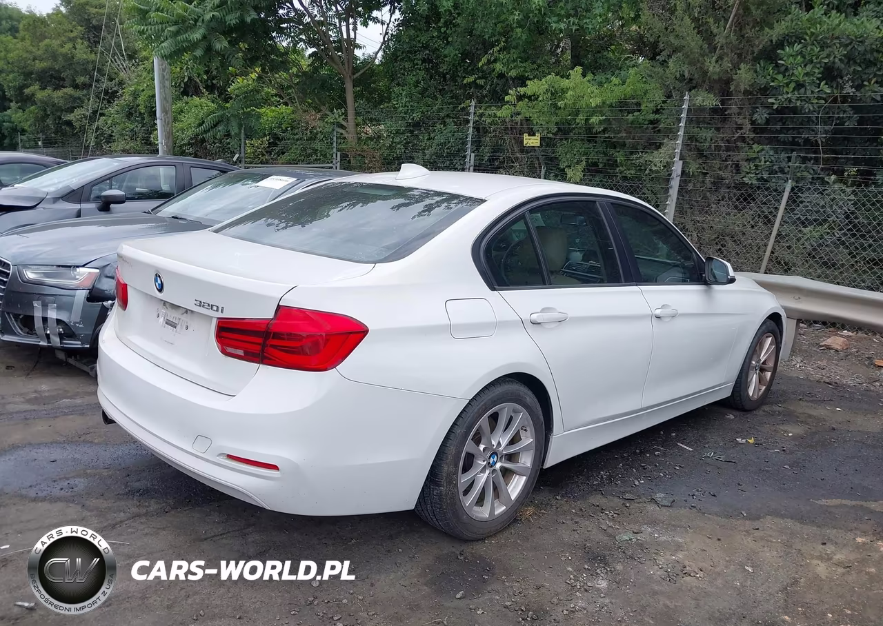 2016 BMW 320I VIN:WBA8E1G56GNT37116 - 4