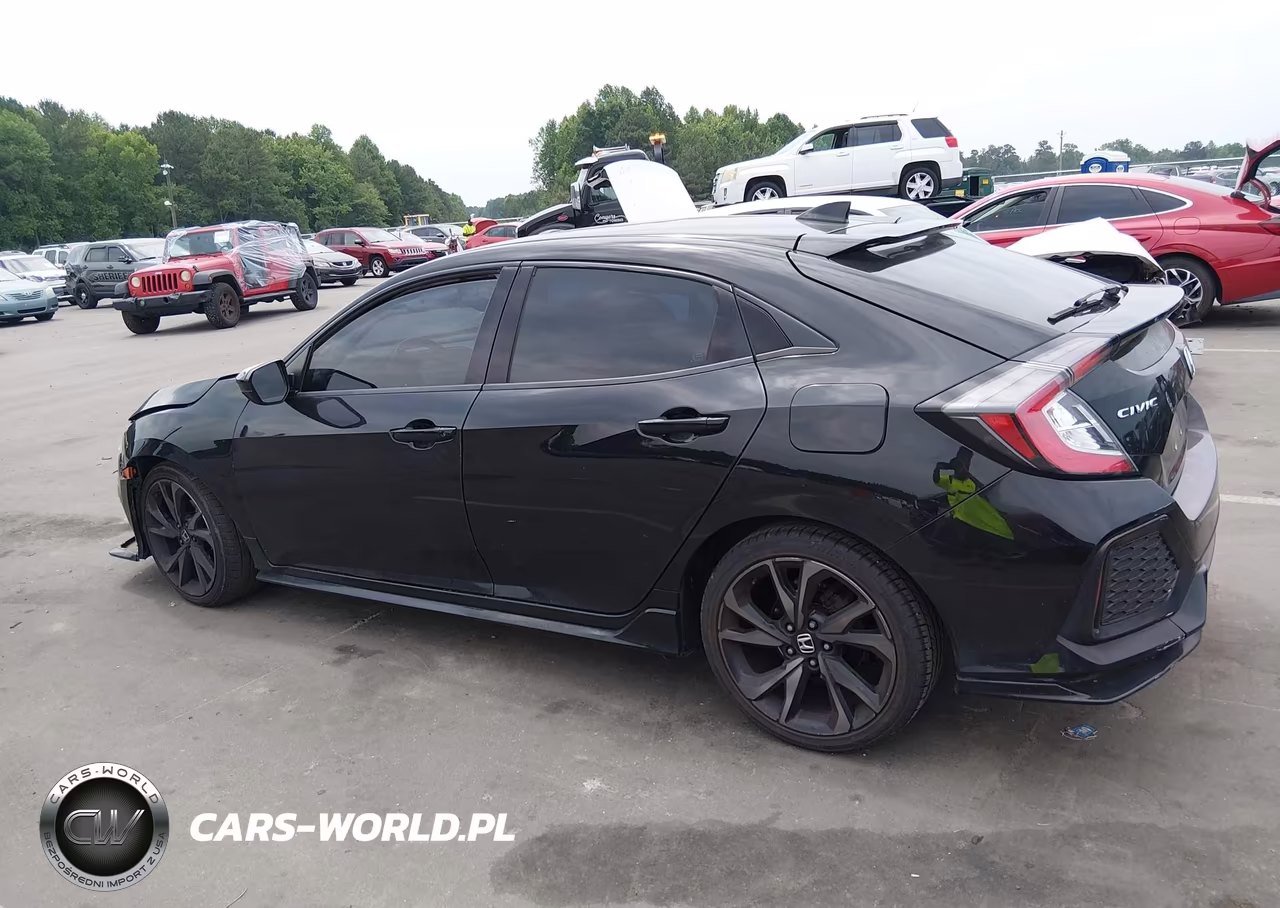 2018 Honda Civic Sport VIN:SHHFK7H4XJU221112 - 14