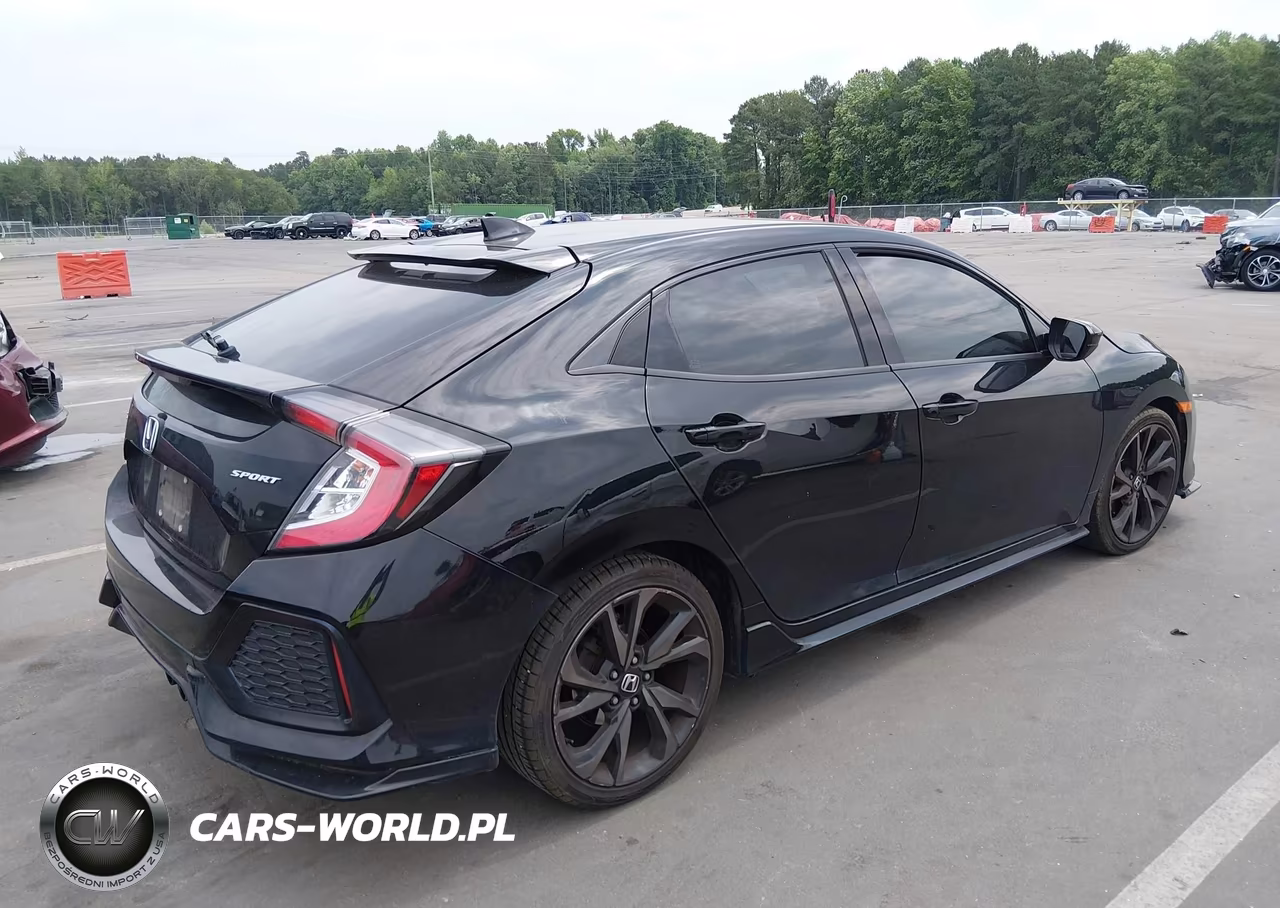 2018 Honda Civic Sport VIN:SHHFK7H4XJU221112 - 4