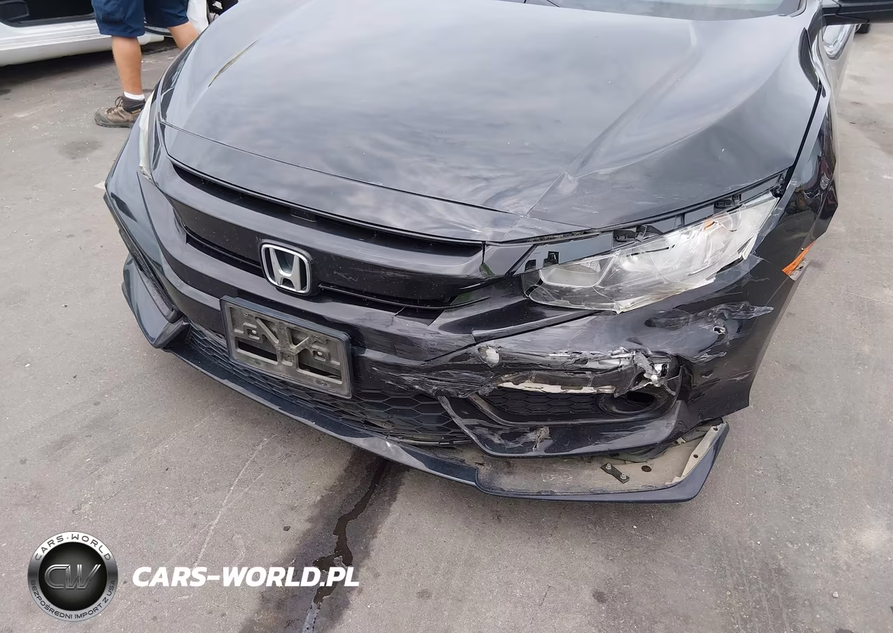 2018 Honda Civic Sport VIN:SHHFK7H4XJU221112 - 6