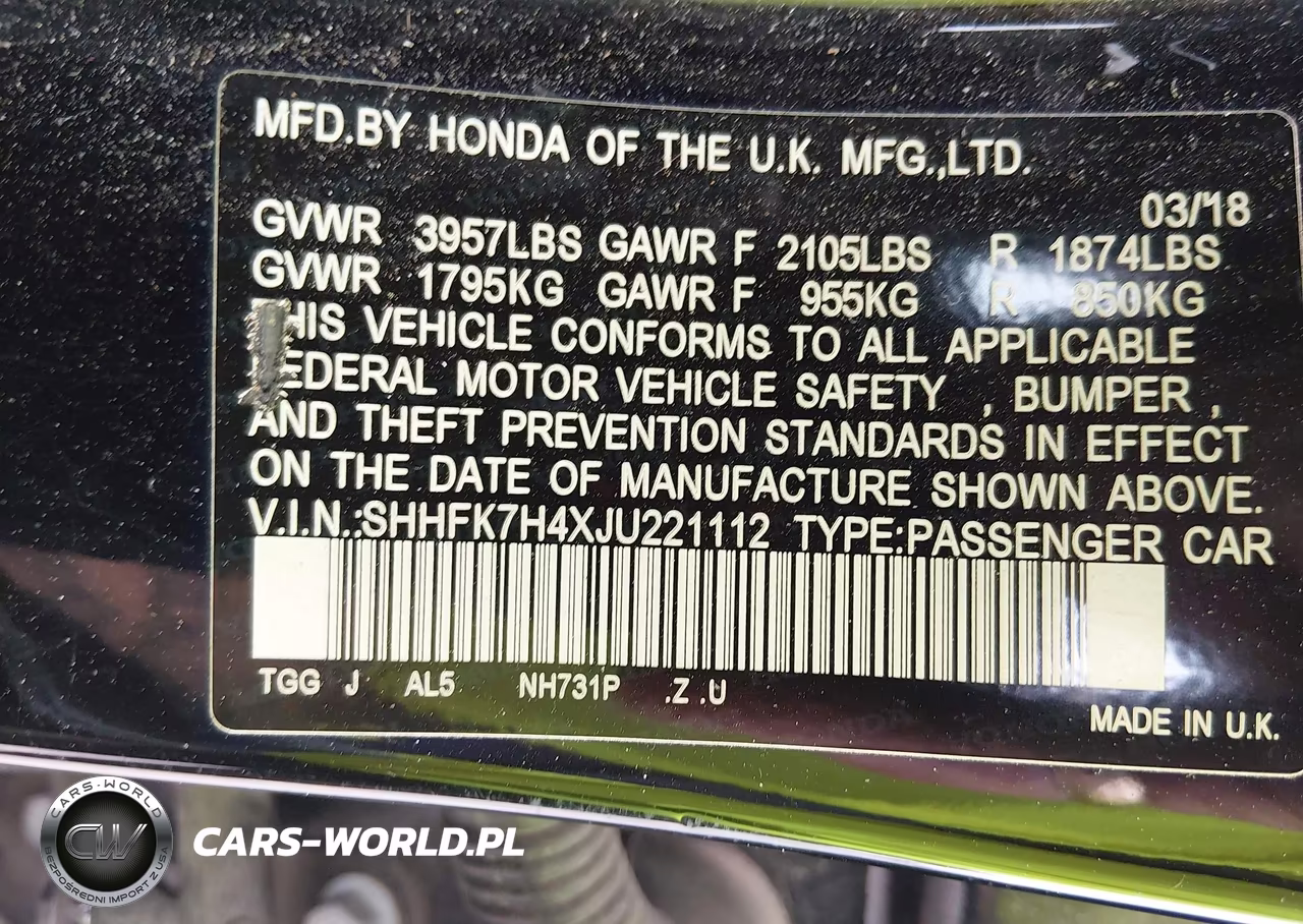 2018 Honda Civic Sport VIN:SHHFK7H4XJU221112 - 9