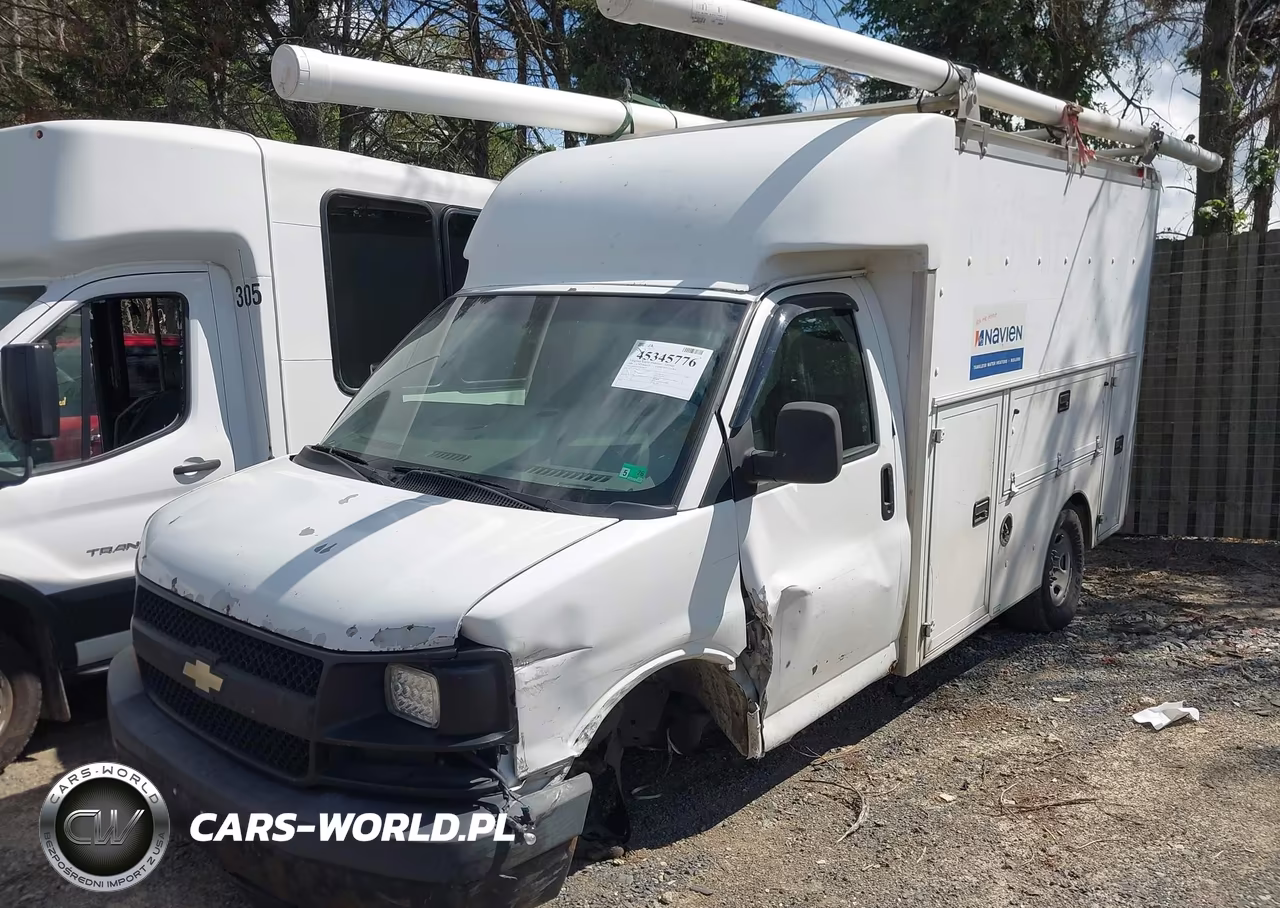 2008 Chevrolet Express Cutaway Work Van VIN:1GBHG31K681106043 - 2