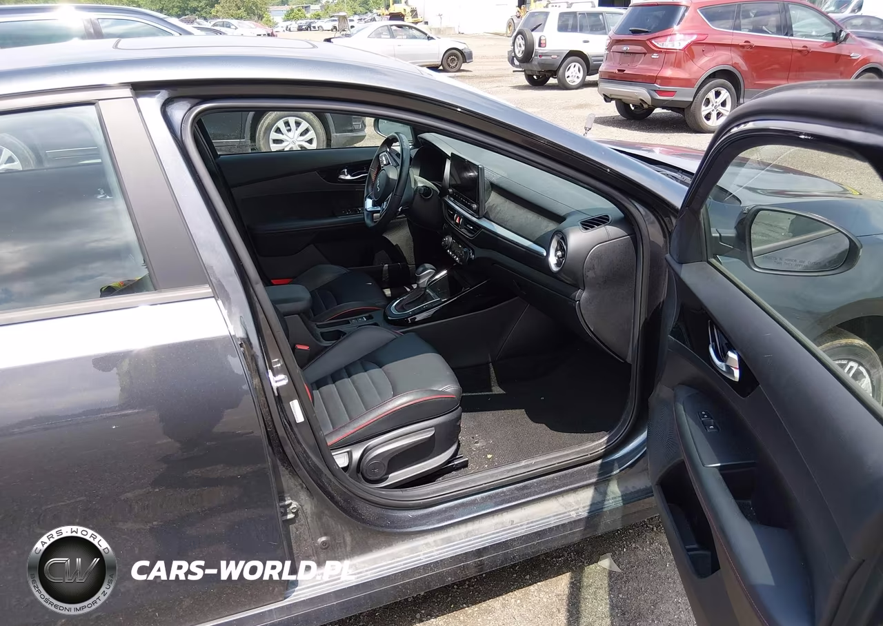 2022 Kia Forte Gt VIN:3KPF44AC5NE429745 - 5