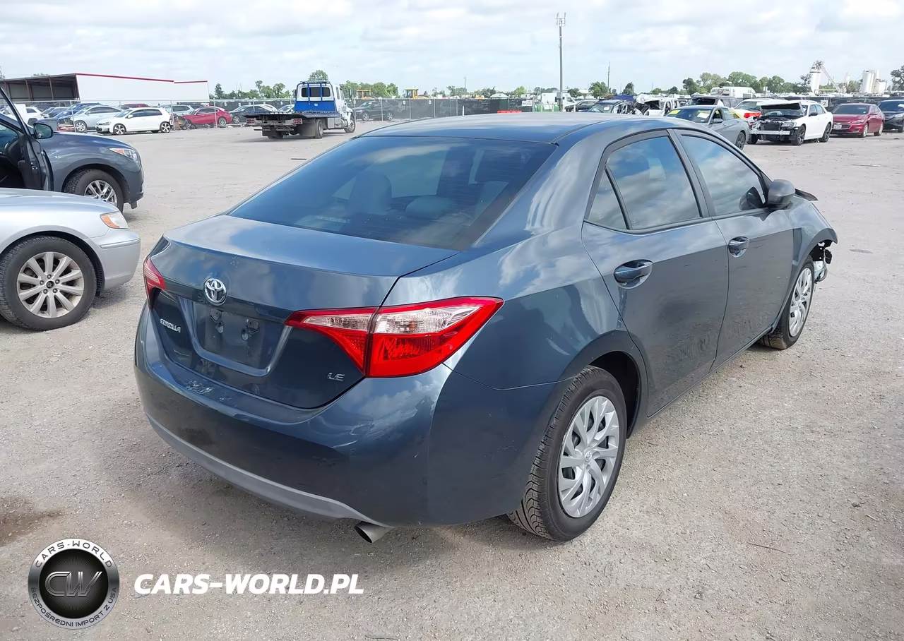 2019 Toyota Corolla Le VIN:5YFBURHE6KP887517 - 4
